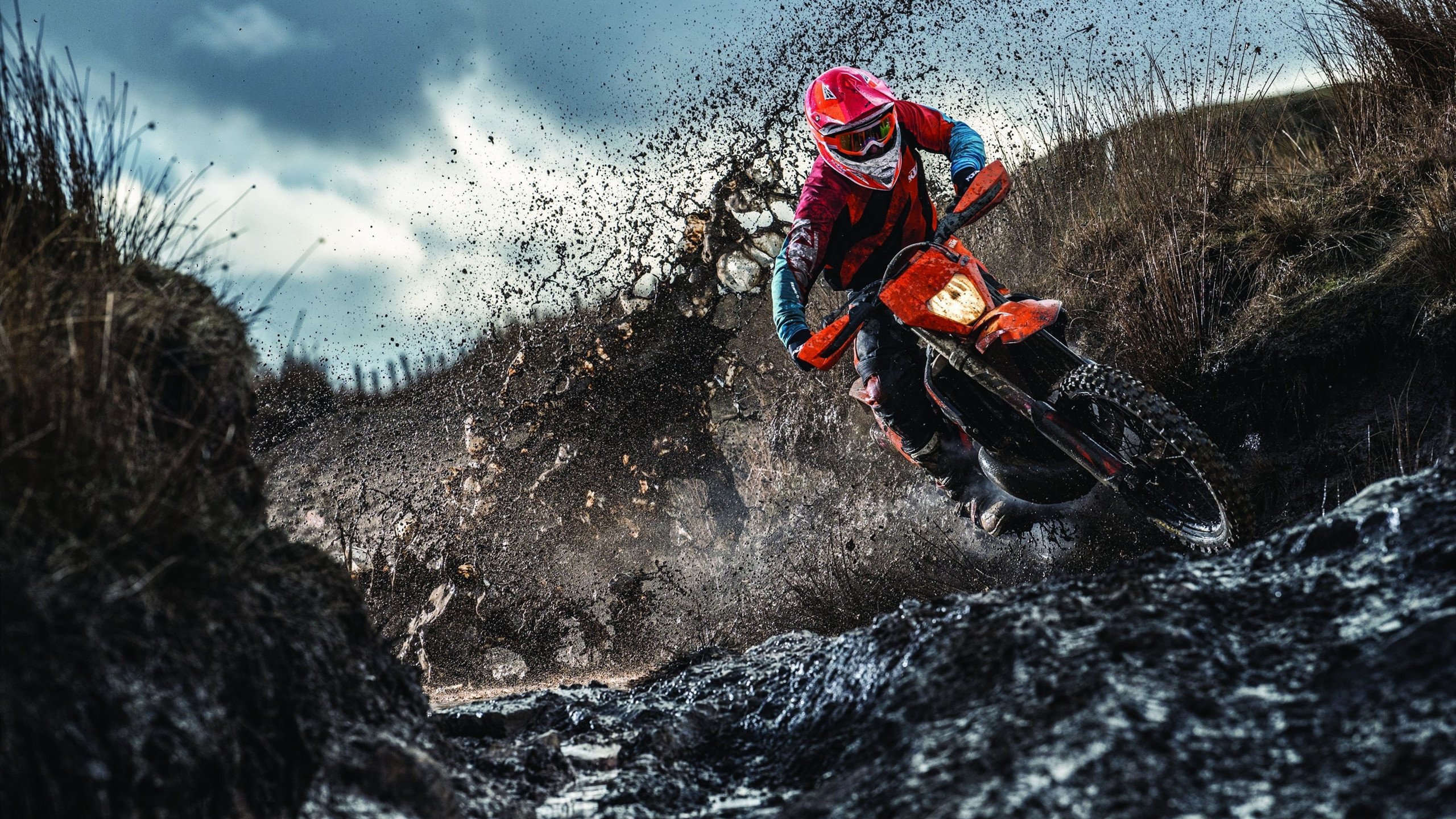 _极地极限跑:在白雪皑皑中奔跑_,极地雪地车